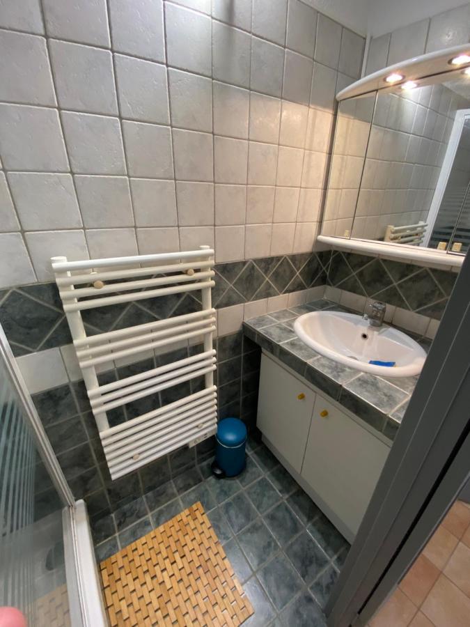 Joli Appartement Cosy อาร์ลส์ ภายนอก รูปภาพ