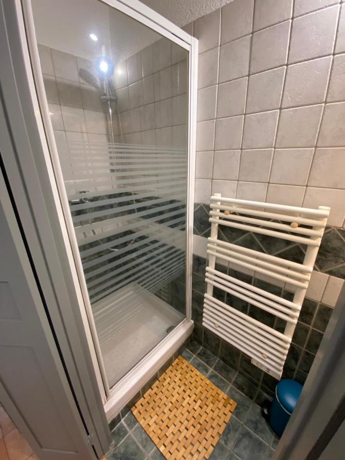 Joli Appartement Cosy อาร์ลส์ ภายนอก รูปภาพ