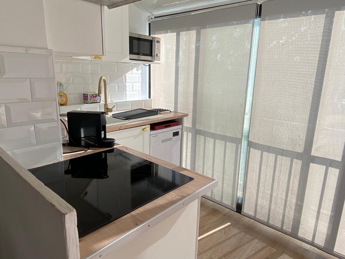 Joli Appartement Cosy อาร์ลส์ ภายนอก รูปภาพ